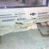При заполнении монтажного шва пеногерметиком был пропущен (не пропенен) участок в нижней части двери, в следствии чего происходило промерзание порога